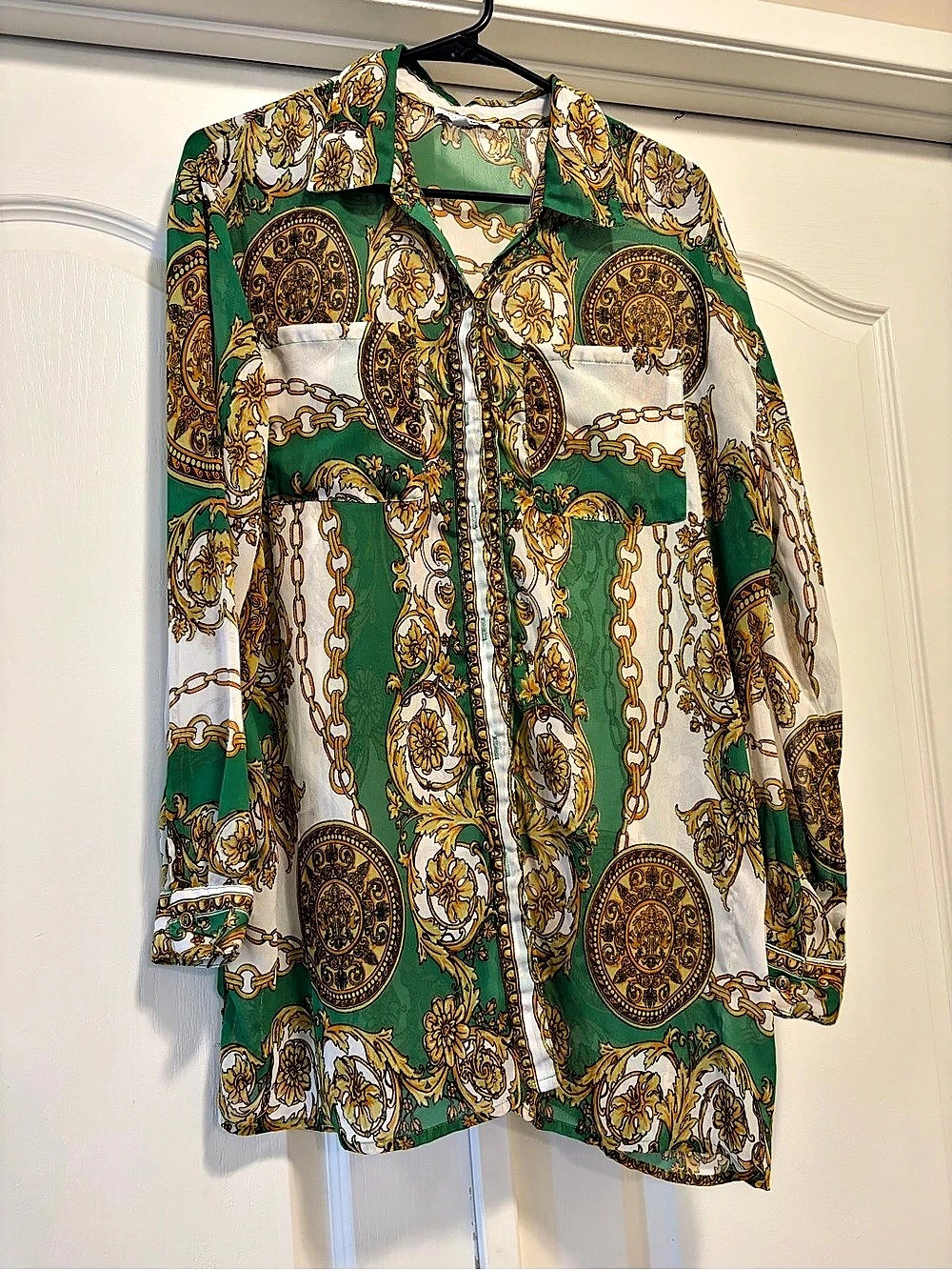 Fashion Nova Paisley Chain Print Button Down shirt in Green & White
